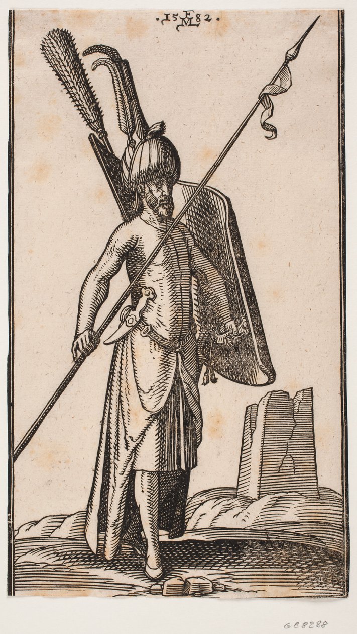Stående soldat med krökt sköld i v. hand och i r. hand ett snett hållet spjut; svärd på hans r. sida, en dolk fast i bältet på hans r. sida; i bakgrunden t.h. ruinen av en obelisk eller torn med kvadratisk grundplan av Melchior Lorck