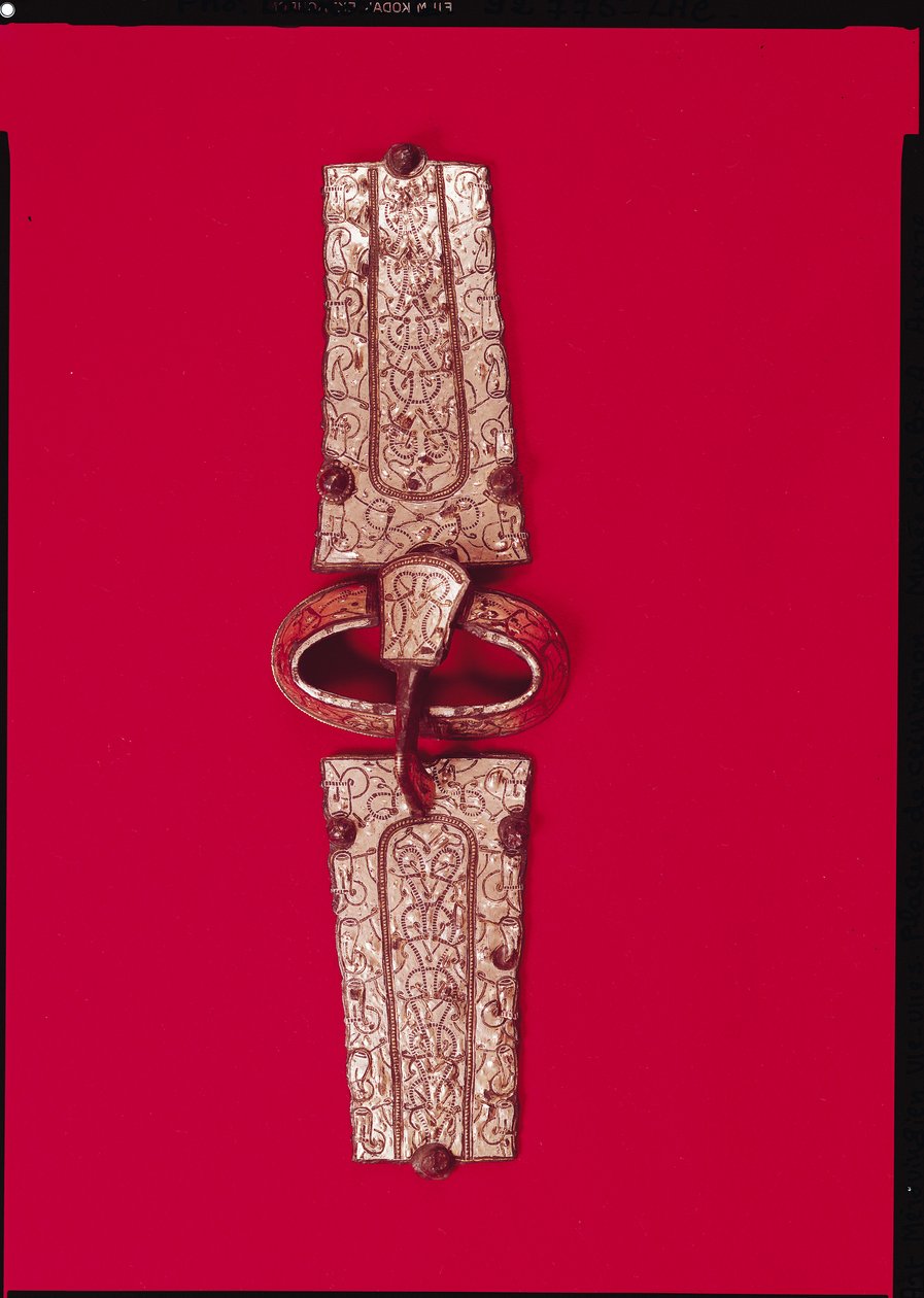 Bältesspänne, från kyrkogården i Escolives-Sainte-Camille, Yonne (silver) av Merovingian