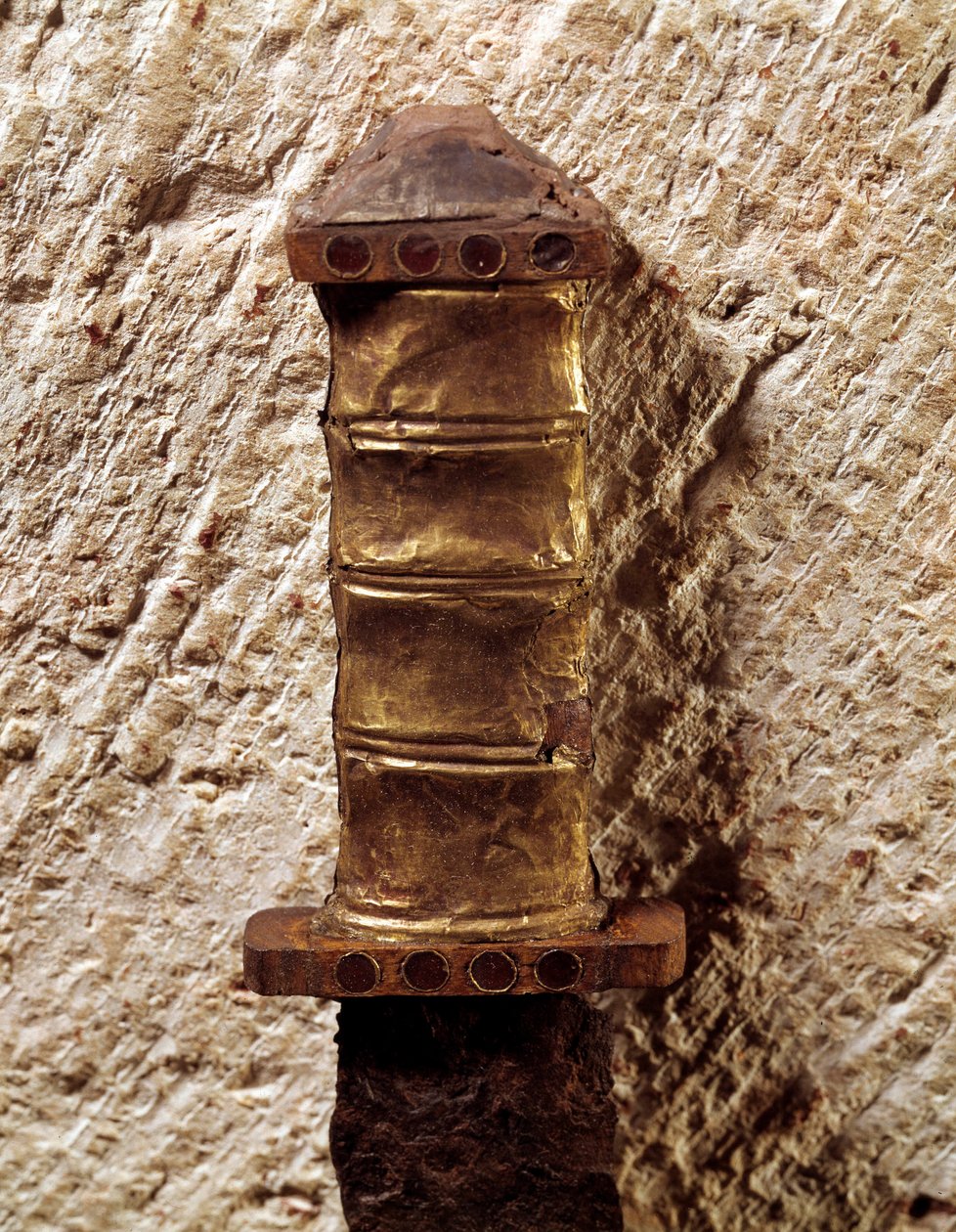 Merovingerkonst: Handle of Spee, 600-talet. Gaule, National Museum of Archaeology of Saint Germain en Laye av Merovingian Merovingian