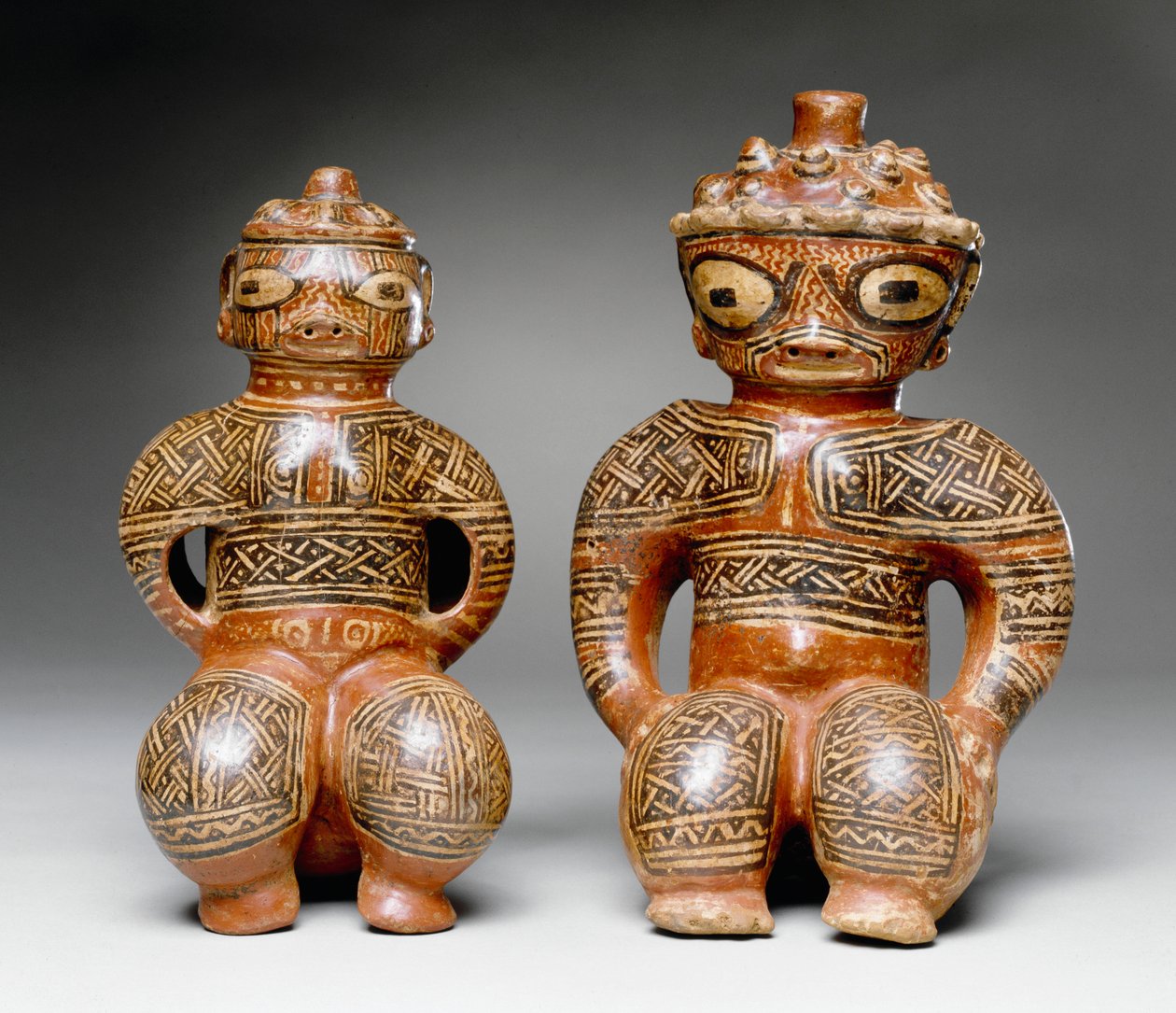 Två sittande figurer, Nosara, Nicoya, 800-1100 (keramik) av Mesoamerican