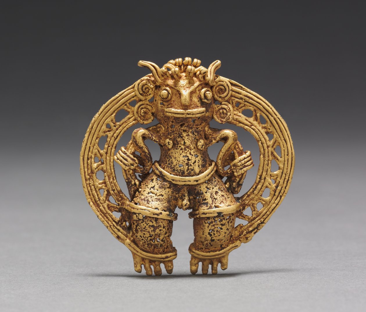 Figurhänge, c. 1000-1550 (gjutet guld) av Mesoamerican Mesoamerican