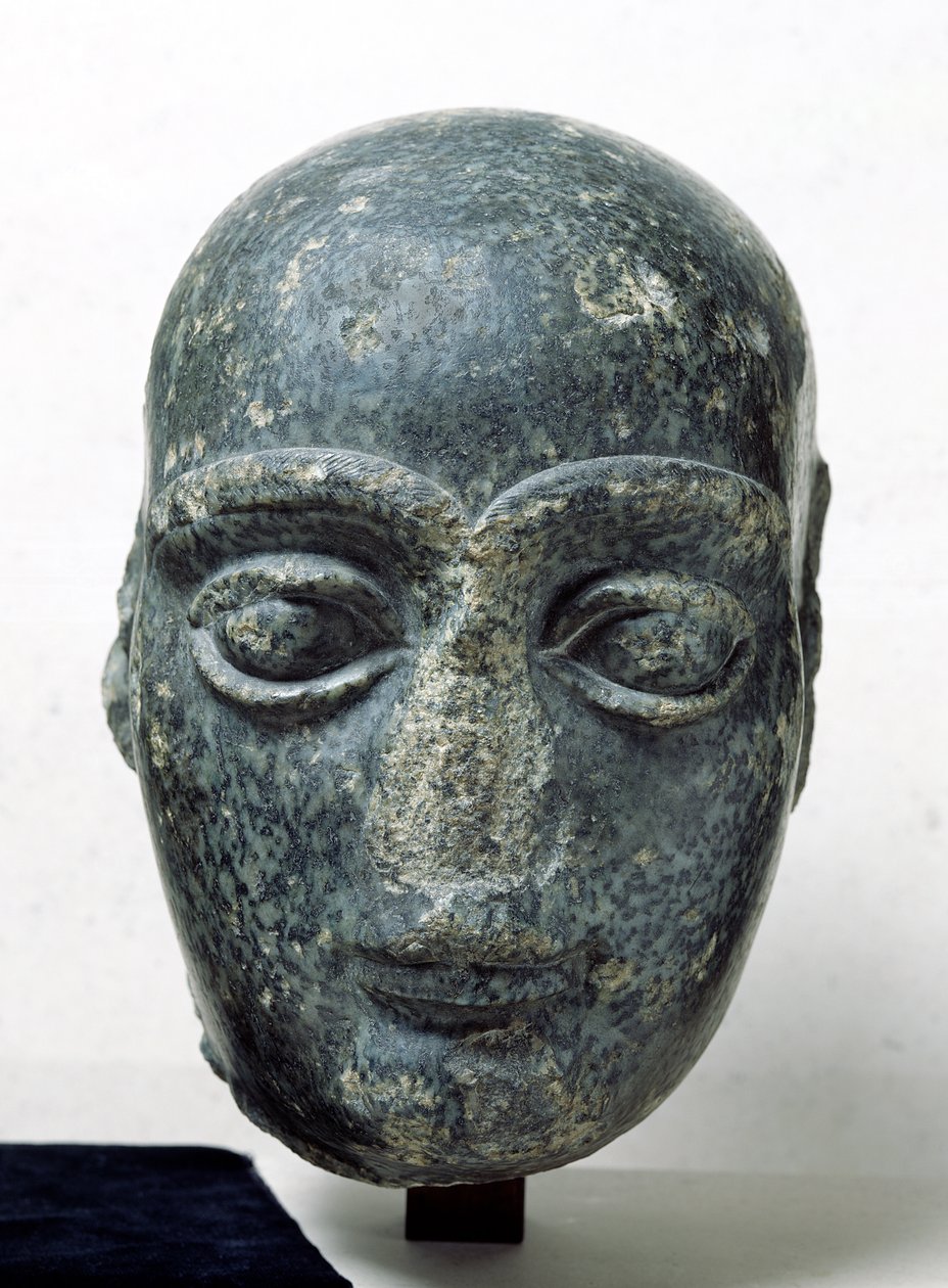 Huvud av en man, känd som Gudea med rakat huvud, från Telloh (Ancient Girsu) Neo-Sumerian, ca 2120 f.Kr. (diorit) av Mesopotamian