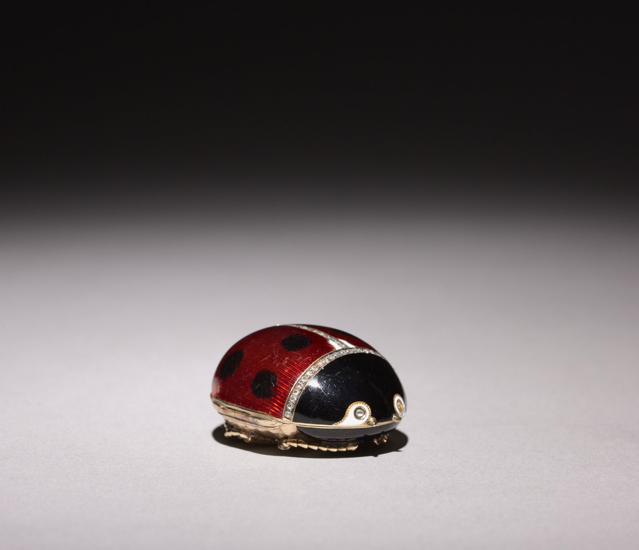 Ladybug Box, firma Peter Carl Fabergé av Michael Evlampievich Perkhin