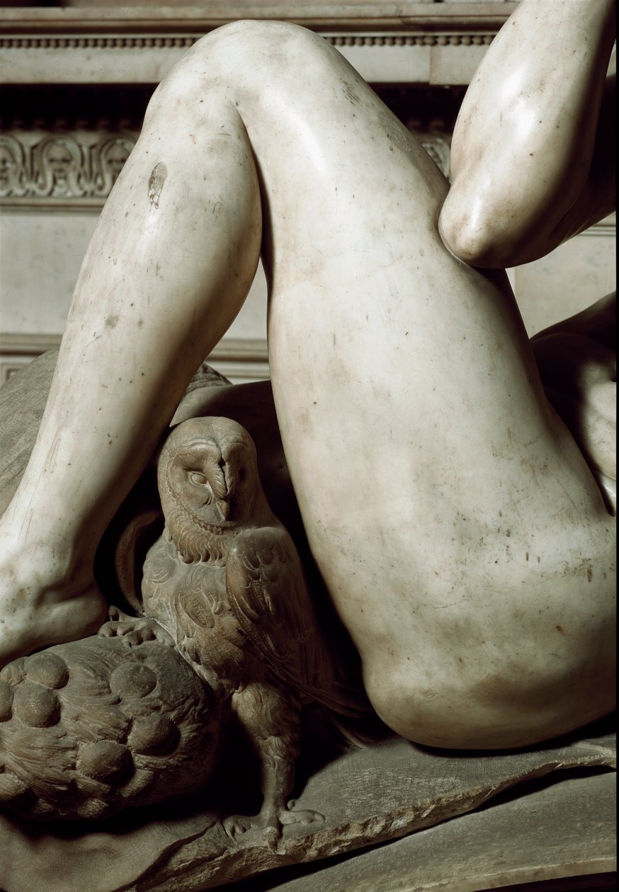Allegori om dag og nat: detalje af natten. Giuliano de Medicis mausoleum. Marmor skulpturer av Michelangelo Buonarroti