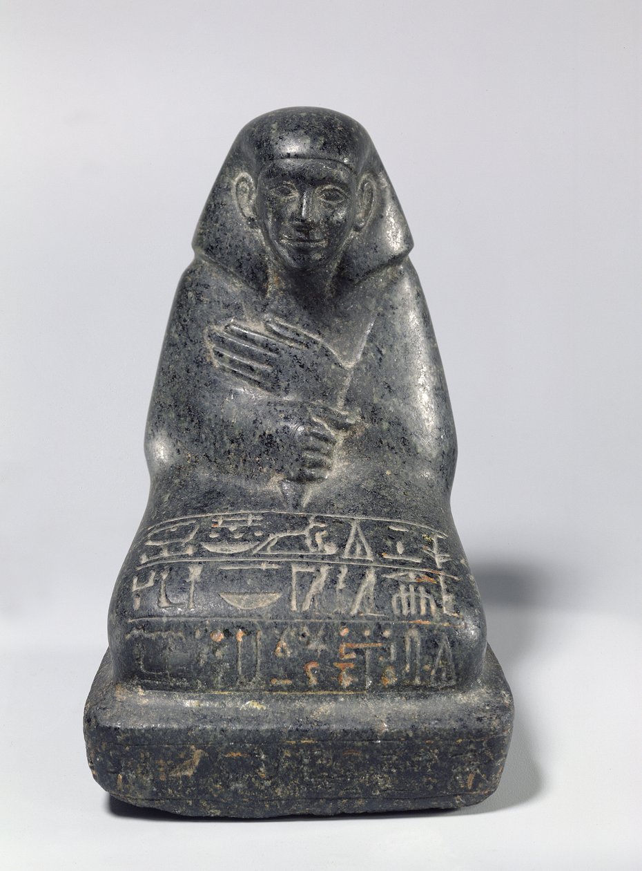 Sittande figur av Senpu (gabbro) av Middle Kingdom Egyptian