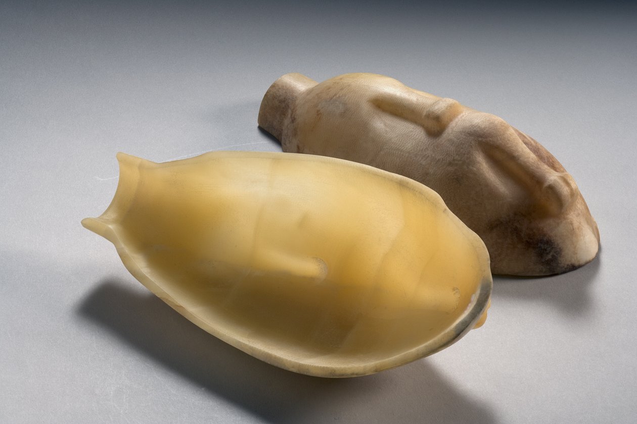 Tvådelat kärl i form av en anka (alabaster) (se även 249012-14) av Middle Kingdom Egyptian