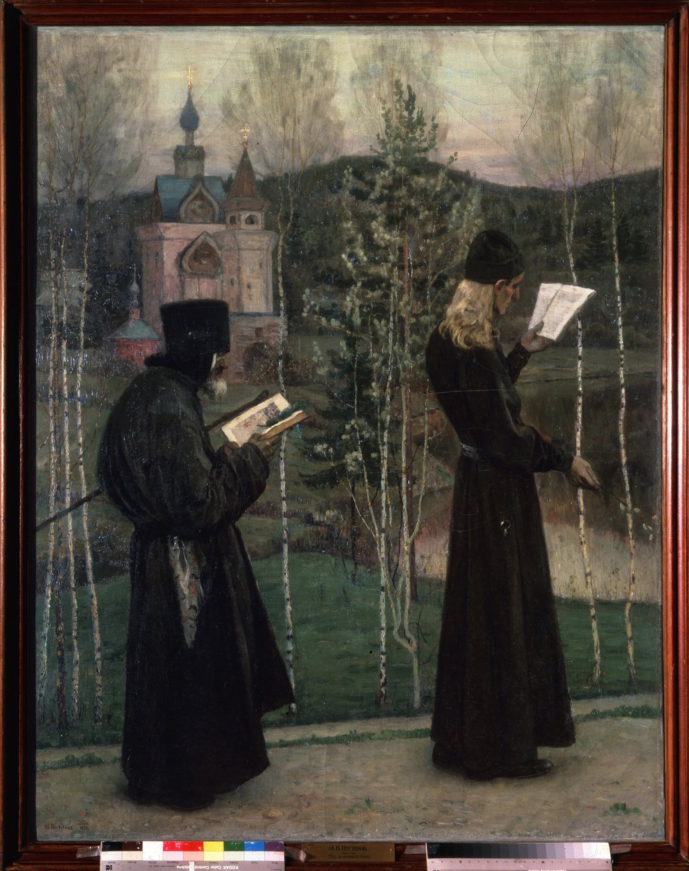 Klockorna ringer (Ringing the Bells). Två munkar som läser medan de går är på väg mot en kyrka i bakgrunden. Målning av Mikhail Vasilyevich Nesterov (1862-1942), olja på duk av Mikhail Vasilievich Nesterov