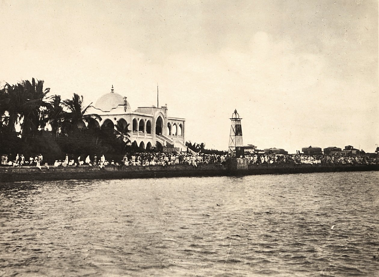Att bygga ett imperium i den fascistiska tidsåldern: stadshuset i Massaua, 1936-05-09 (s/v foto) av Modestino Baldinetti