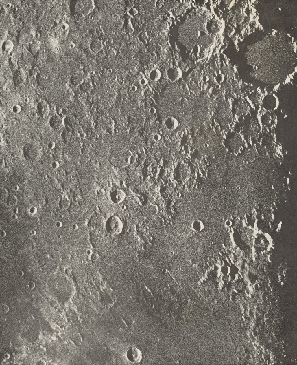 Photographie Lunaire Albategnius - Triesnecker - Manilius,1903 (foto) av Moritz & Puiseux Pierre Henri (1855-1928) Loewy