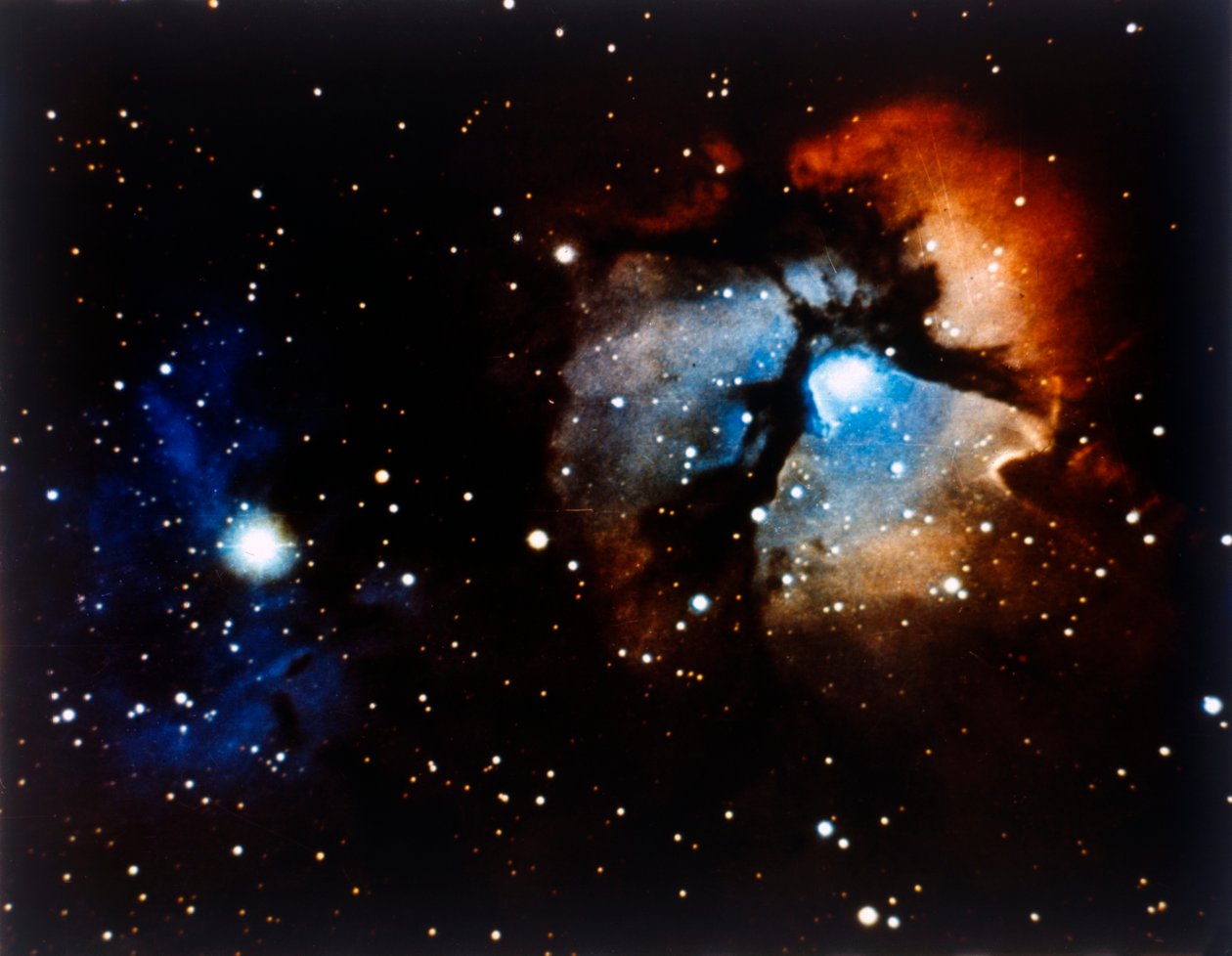 Trifidnebulosa i Skyttens konstellation. av NASA Images