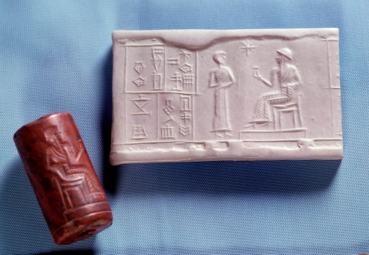 Mesopotamien: Kvartsstenssigill och gjutning (avtryck) som representerar en figur som talar till en gudom. Nysumerisk period (ca 2150-2000 f.Kr.) Sön. 0,030 m Paris, Louvren av Neo Sumerian