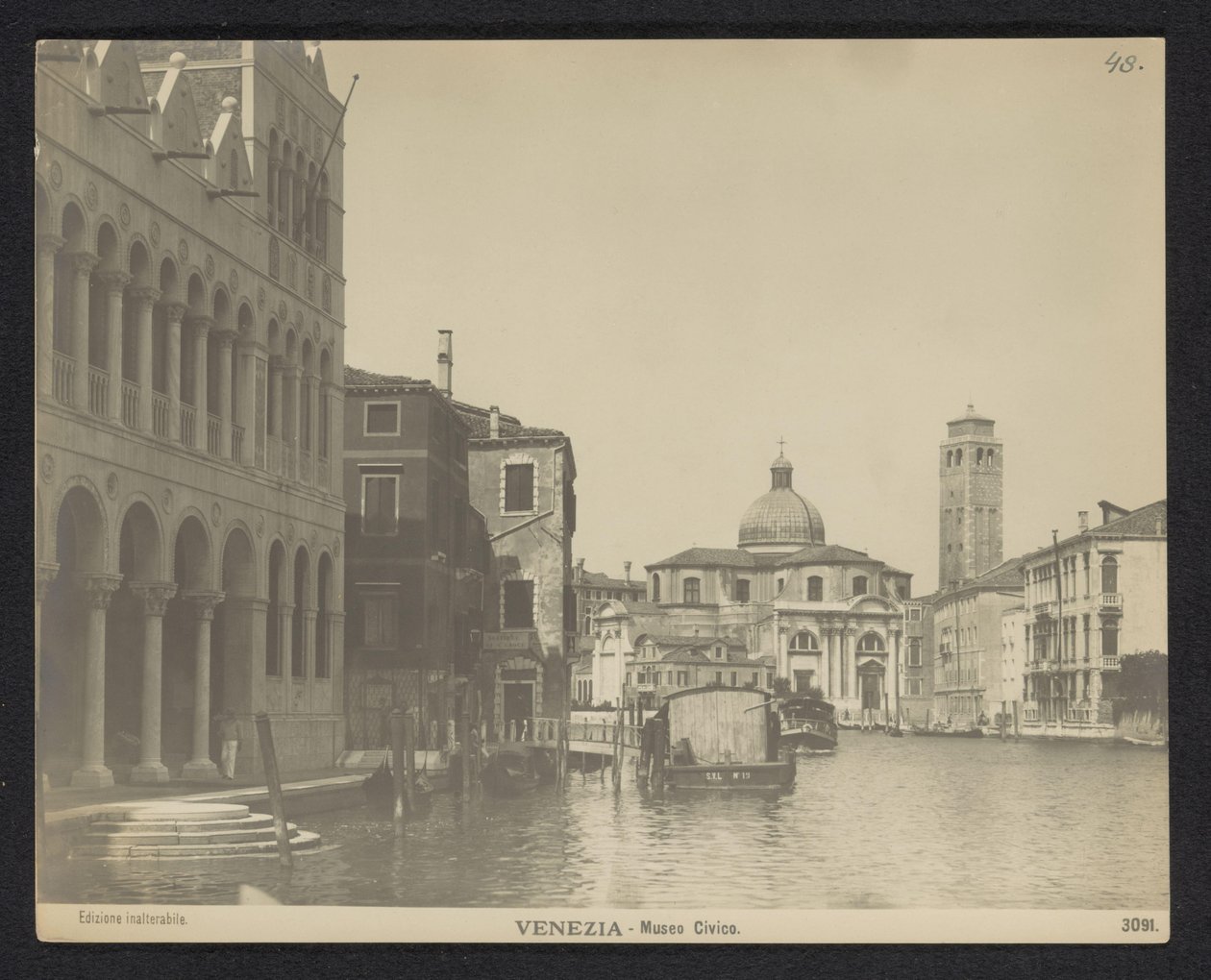 Gevel van de Fondaco dei Turchi te Venetië Venedig - Civic Museum (titel på objekt) av Neue Photographische Gesellschaft