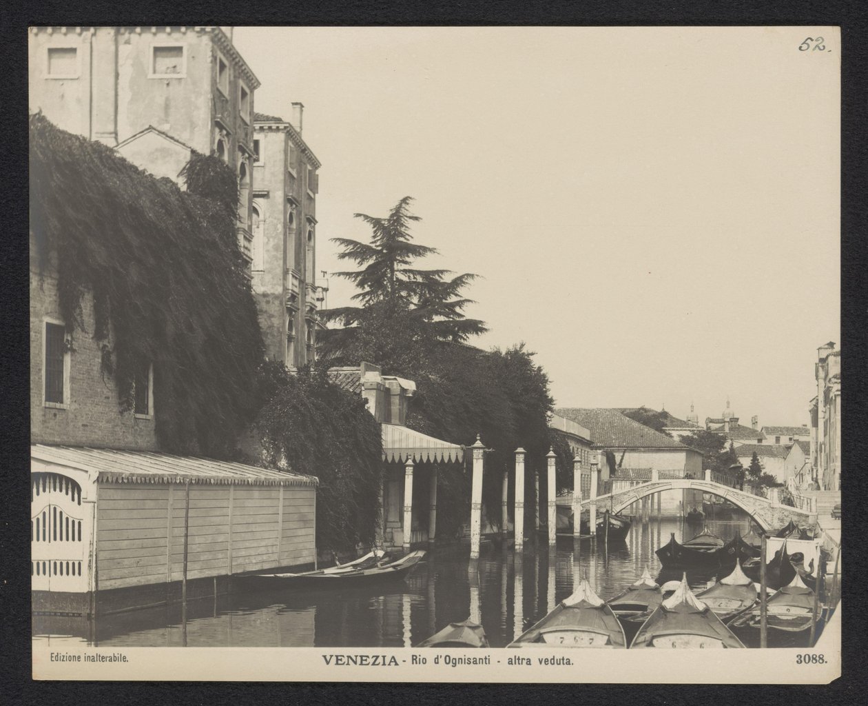 Utsikt över Rio dei Ognissanti i Venedig Venedig - Rio d