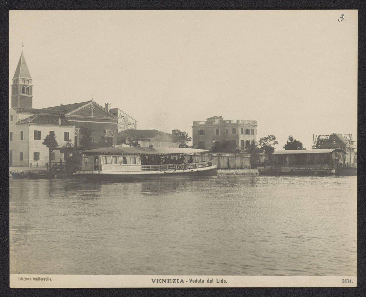 Utsikt över hamnen i Lido Venedig - Veduta del Lido (titel på objekt) av Neue Photographische Gesellschaft