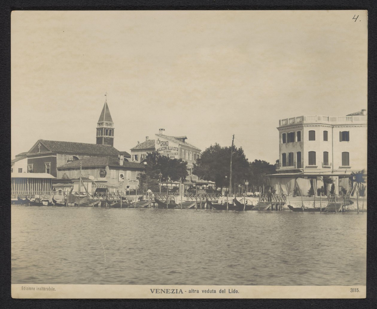 Utsikt över Lido kajen Venedig - altra veduta del Lido (titel på objekt) av Neue Photographische Gesellschaft