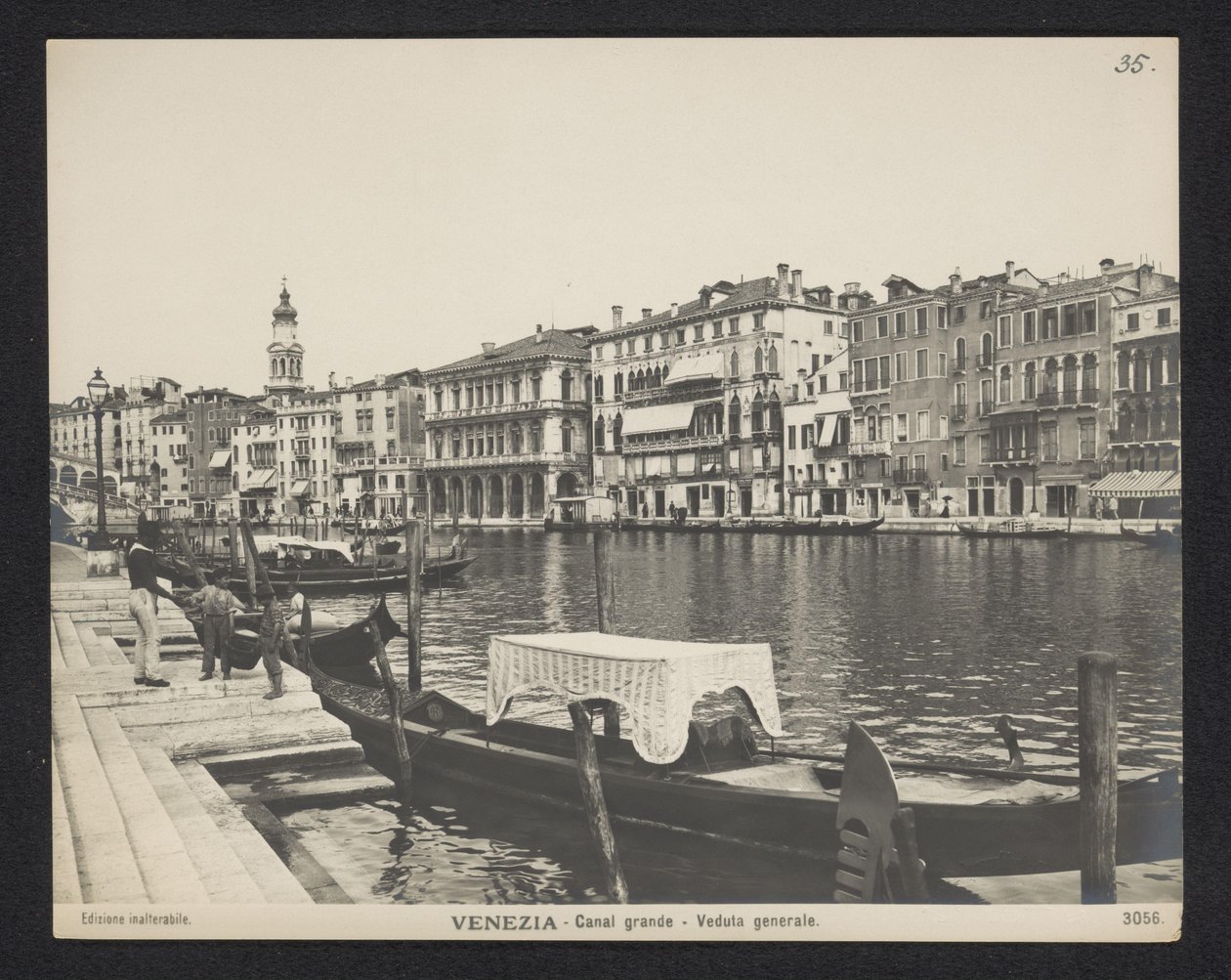 Utsikt över Canal Grande i Venedig Venedig - Canal Grande - Veduta generale (titel på objekt) av Neue Photographische Gesellschaft