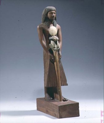 Standardbärare med ramhuvud (målat kariobträ) av New Kingdom Egyptian