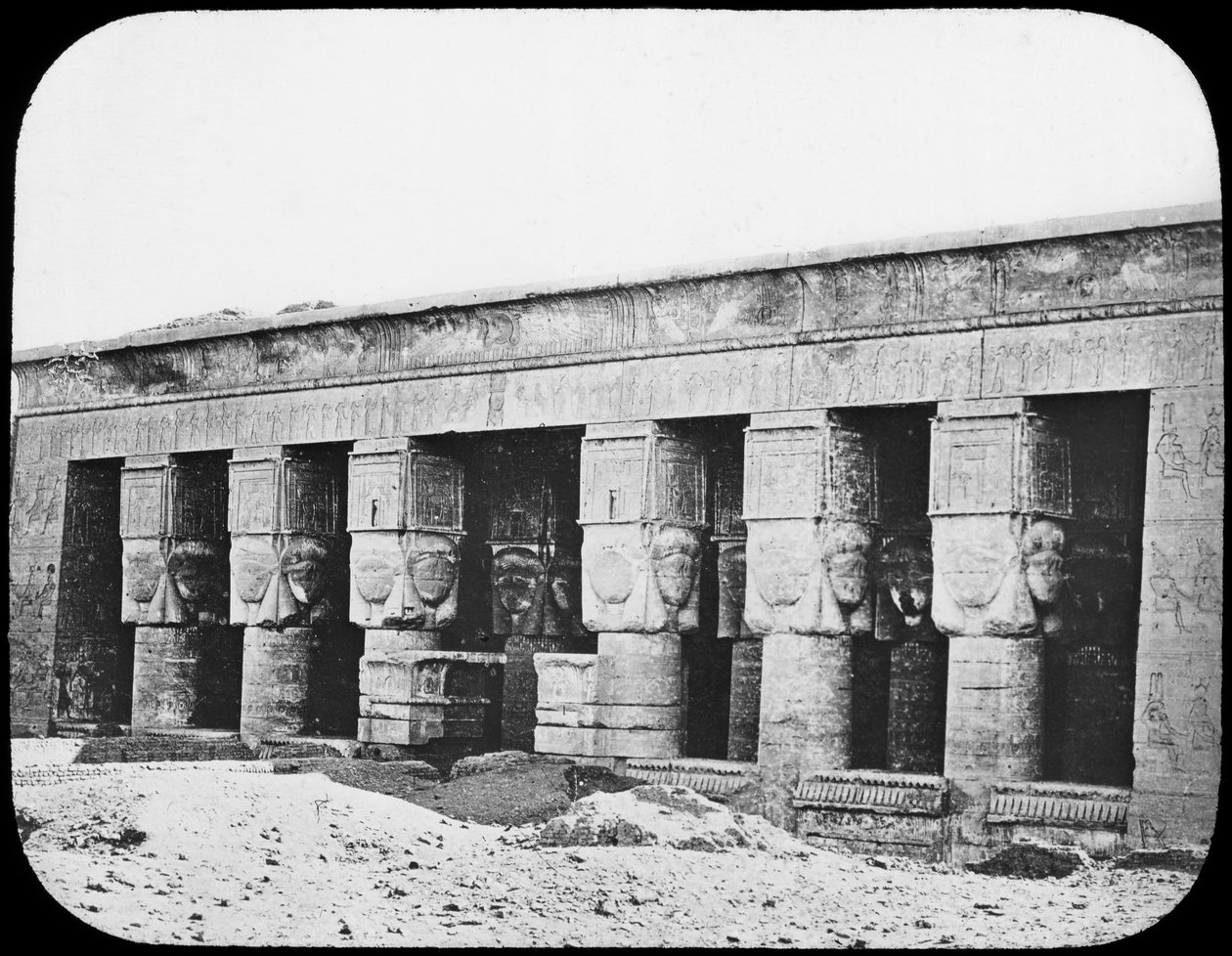 Hathors tempel, Dendera, Egypten, c1890. av Newton and Co