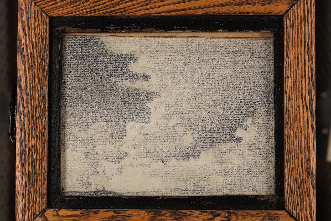 Skiss av landskap och moln, c.1917-19 av Nicholas Roerich