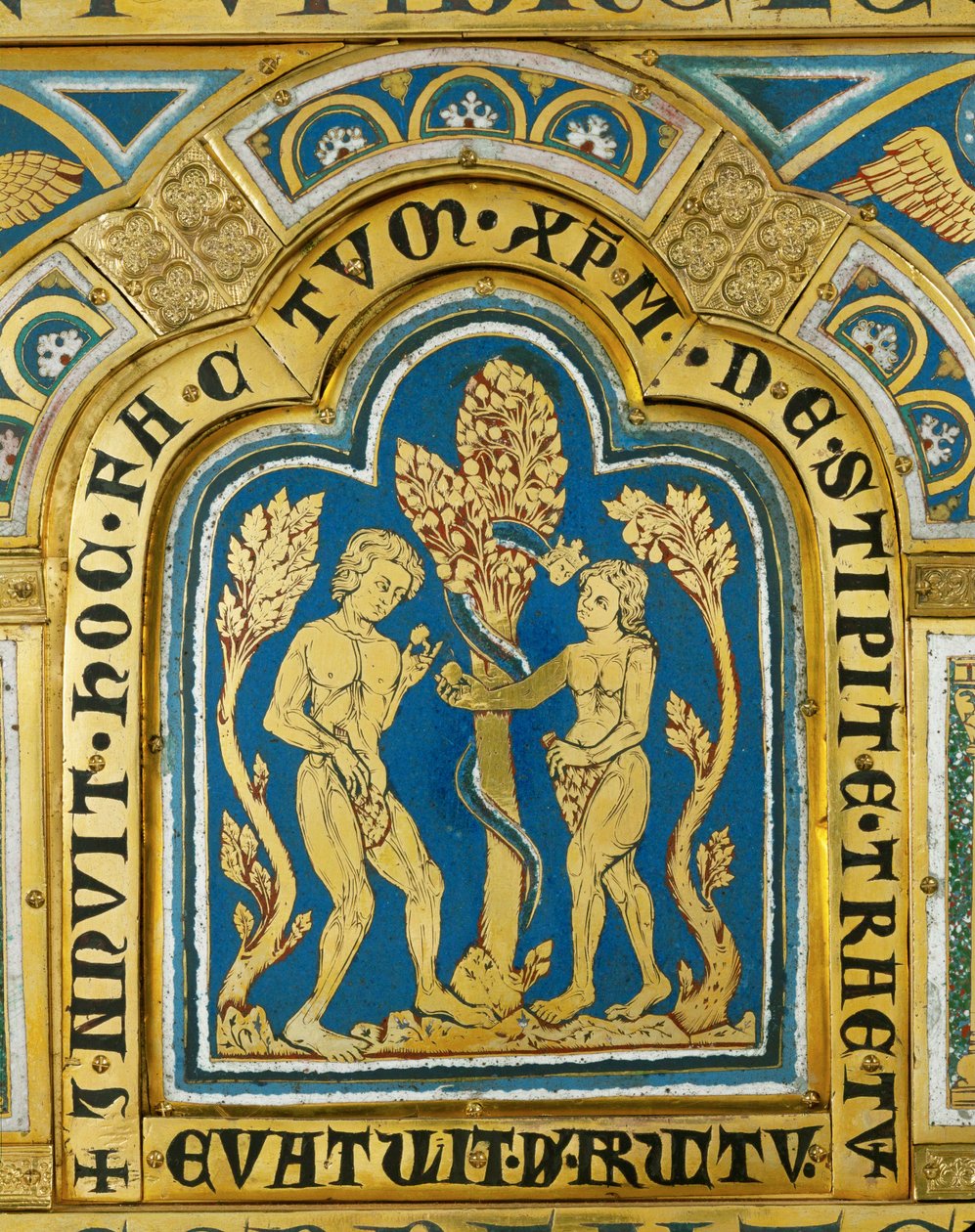 Eva ger Adam äpplet ... (emalj på förgylld koppar) av Nicholas of Verdun