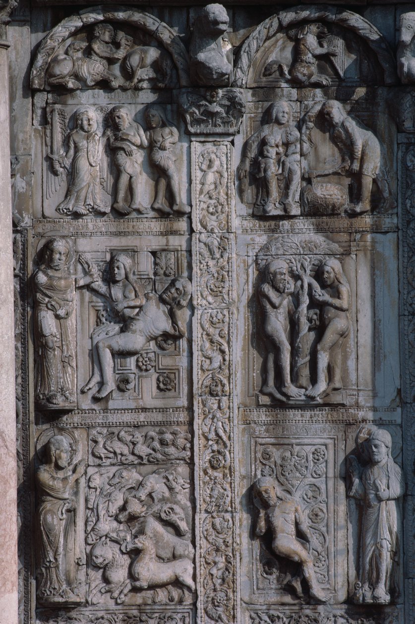 Detalj från västra verandans södra sida, ca. 1120-38 (se 136521 och 136522) av Nicholaus