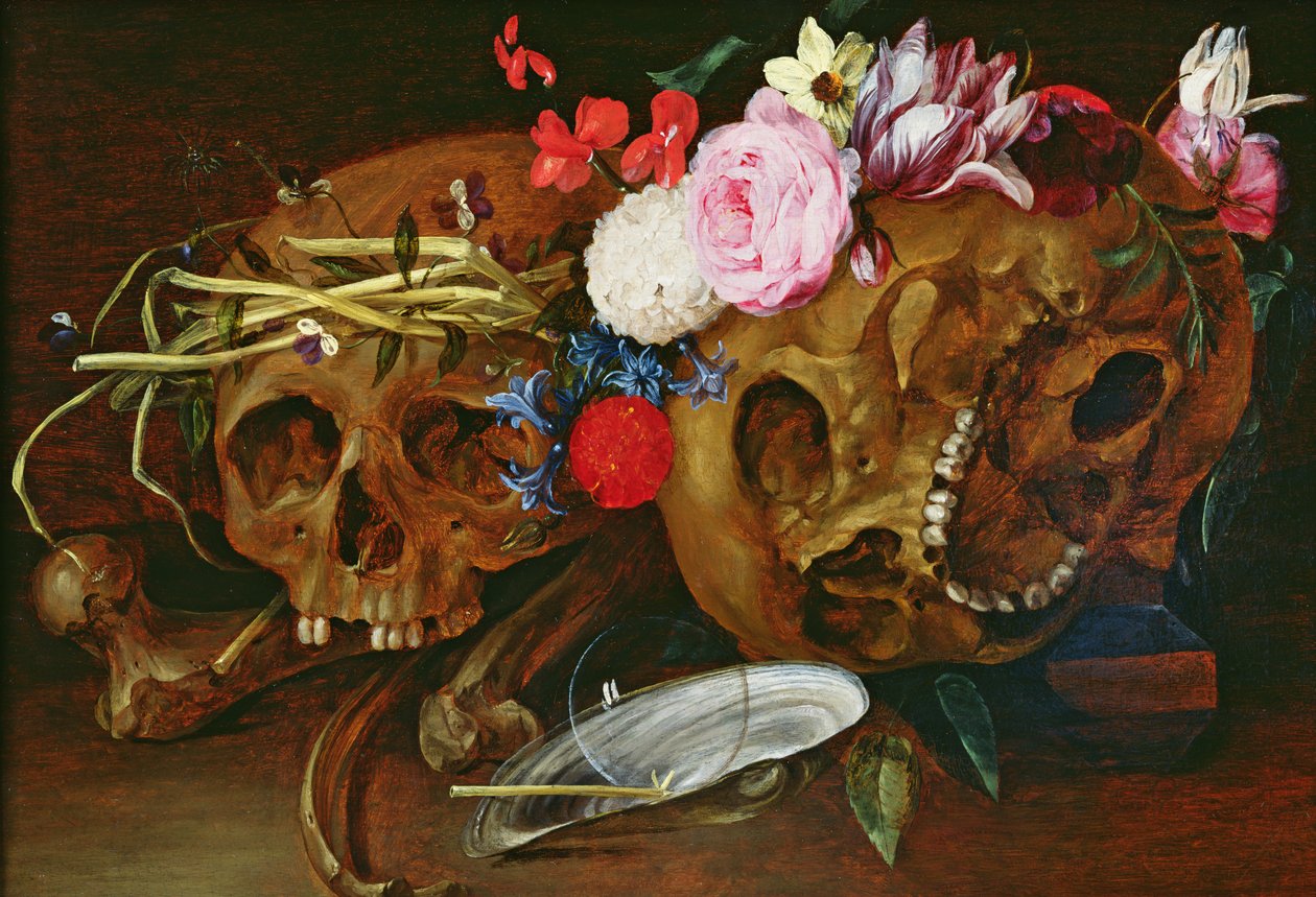 Vanitas stilleben med dödskallar, blommor, ett pärlmusselskal, en bubbla och sugrör av Nicolaes van Veerendael