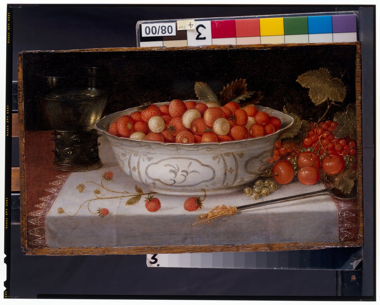Stilleben Av Fraises-De-Bois I En Wanli Porslinsskål av Nicolaes Gillis
