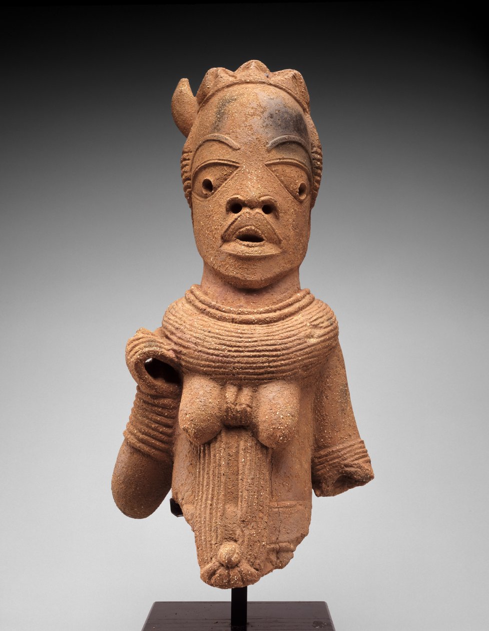 Huvud och överkropp av en kvinnlig figur, Jos Plateau-regionen, Nigeria, 500 BC-AD 200 (lergods) av Nok Culture