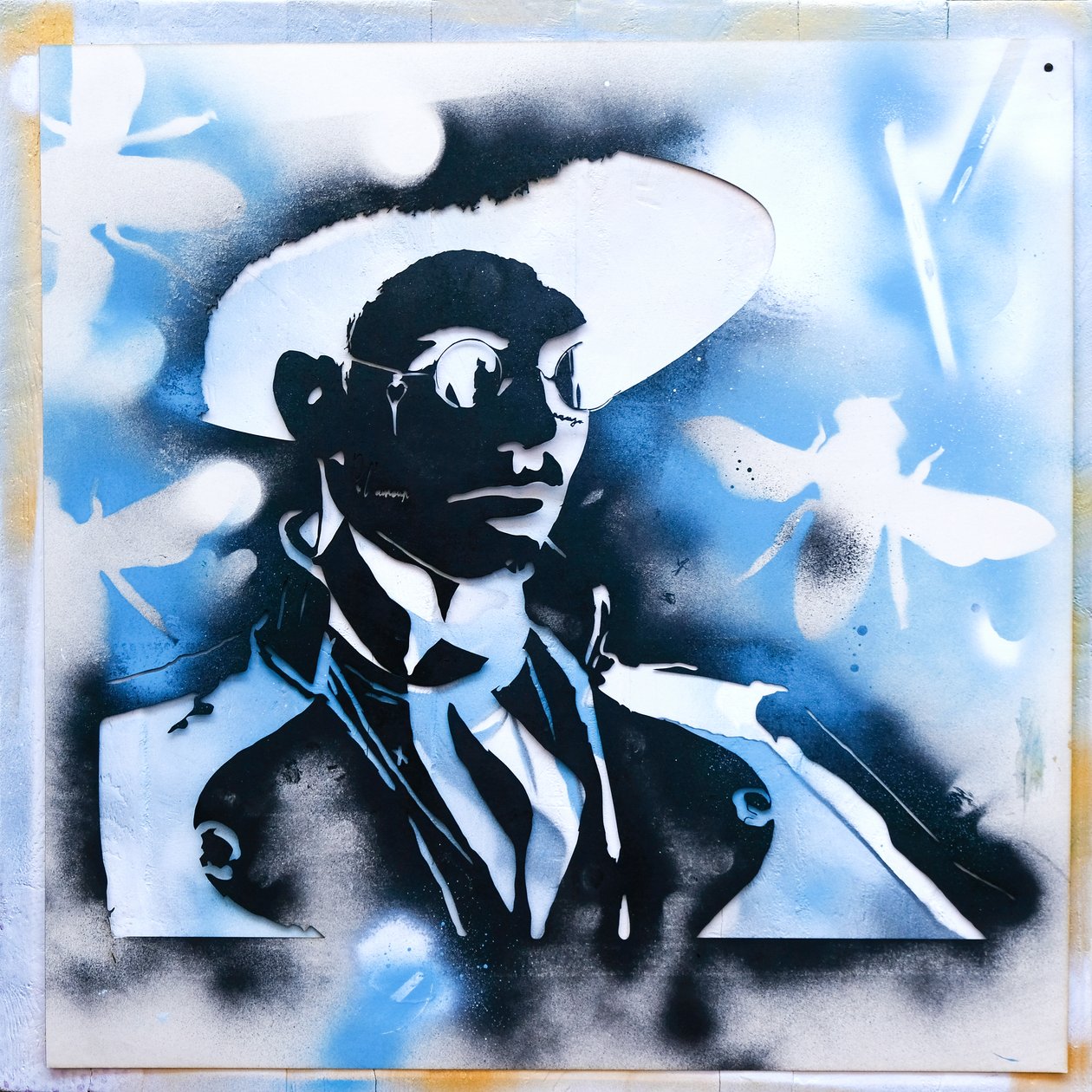Stencil , 2019 (blandteknik på kartong och trä) av Olivia Gozzano