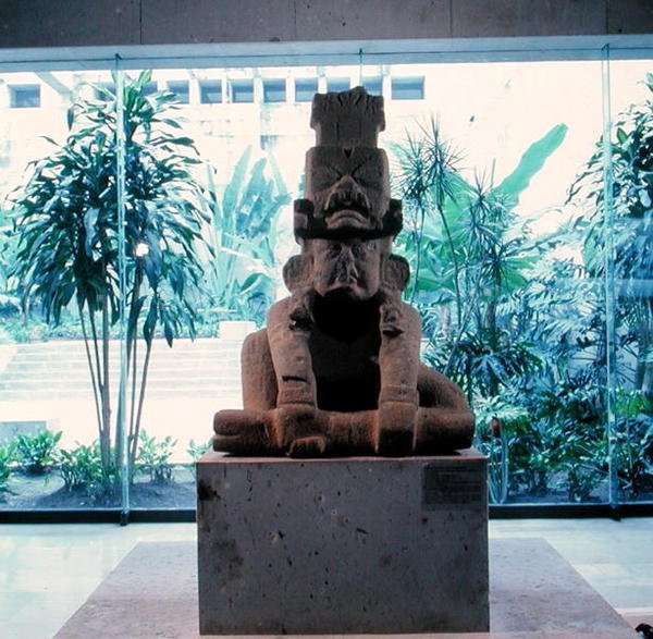 Monument 1 från San Martin Pajapan, förklassisk period (sten) av Olmec Olmec