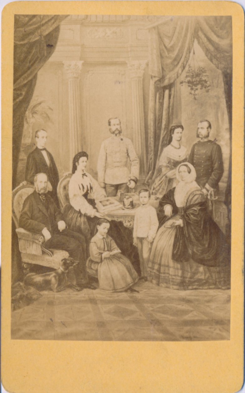 Franz Joseph I och Elisabeth av Österrike och deras kejserliga familj (illustration) av Oprawil & Co.