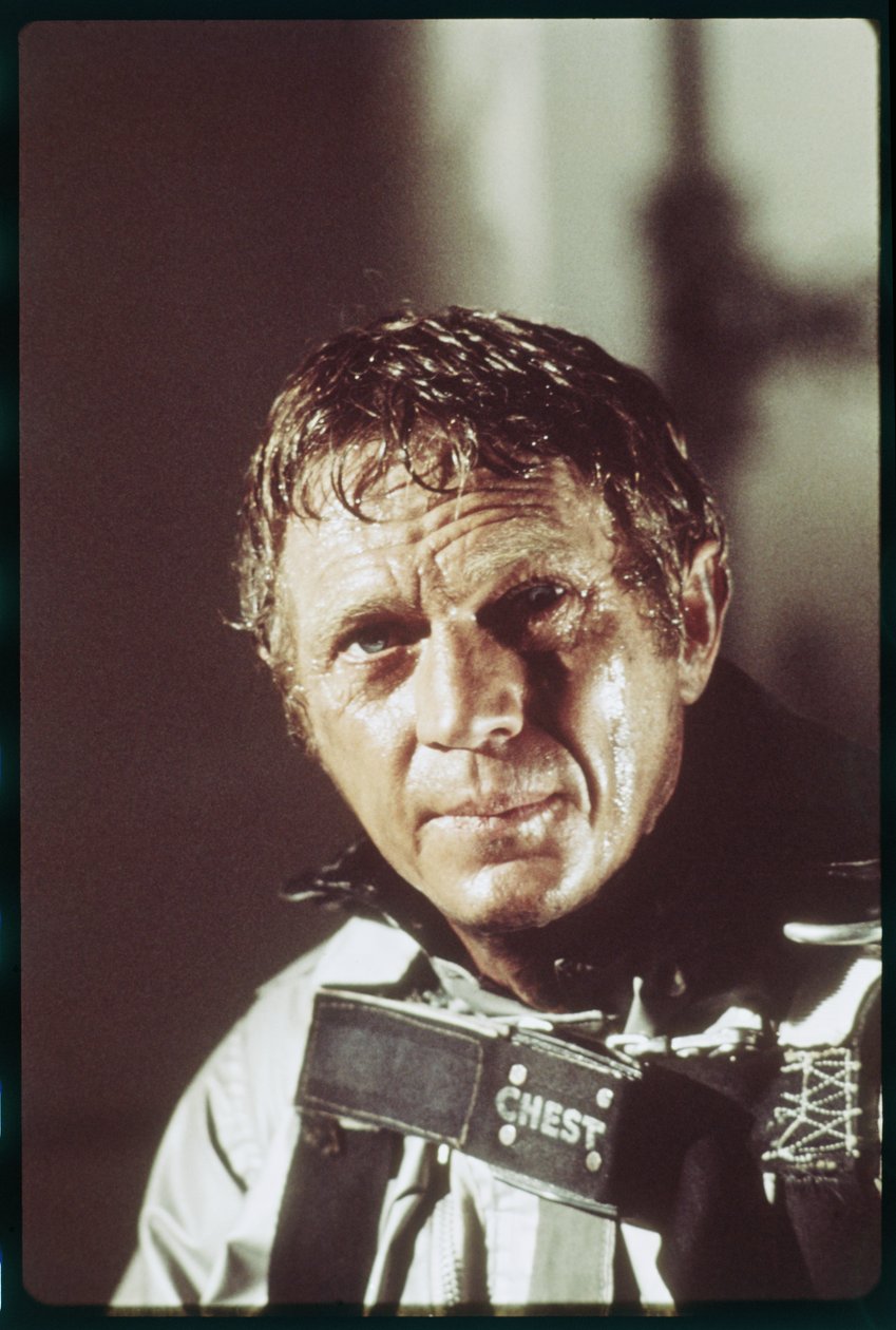 Steve McQueen på uppsättningen av "The Towering Inferno" av Orlando Suero