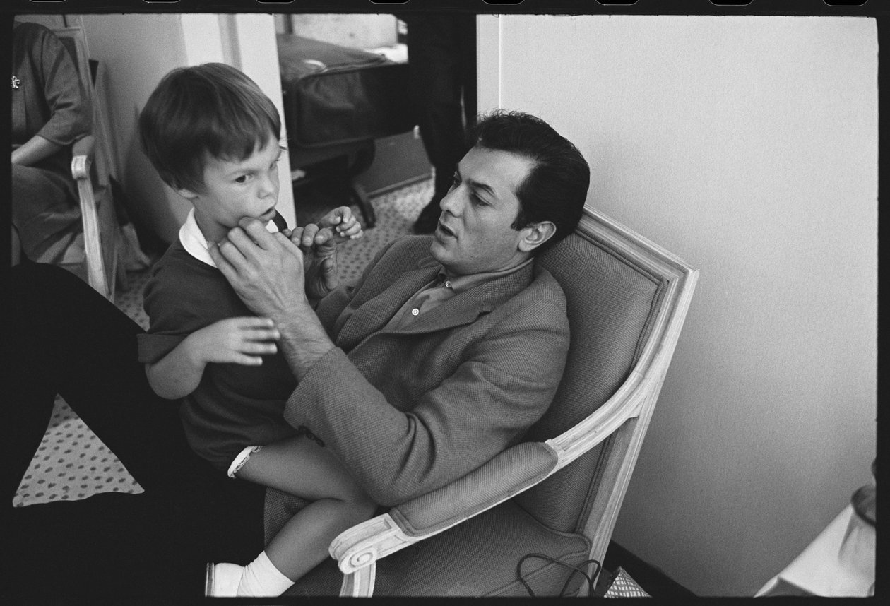 Tony Curtis med dottern Jamie Lee Curtis av Orlando Suero