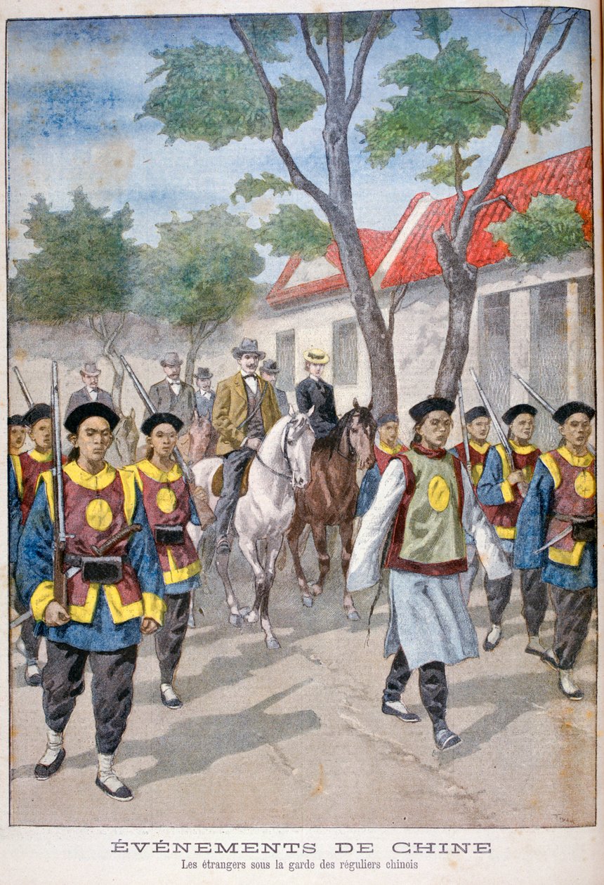 En utlänning under bevakning av den reguljära kinesiska armén, Kina, 1900. av Oswaldo Tofani