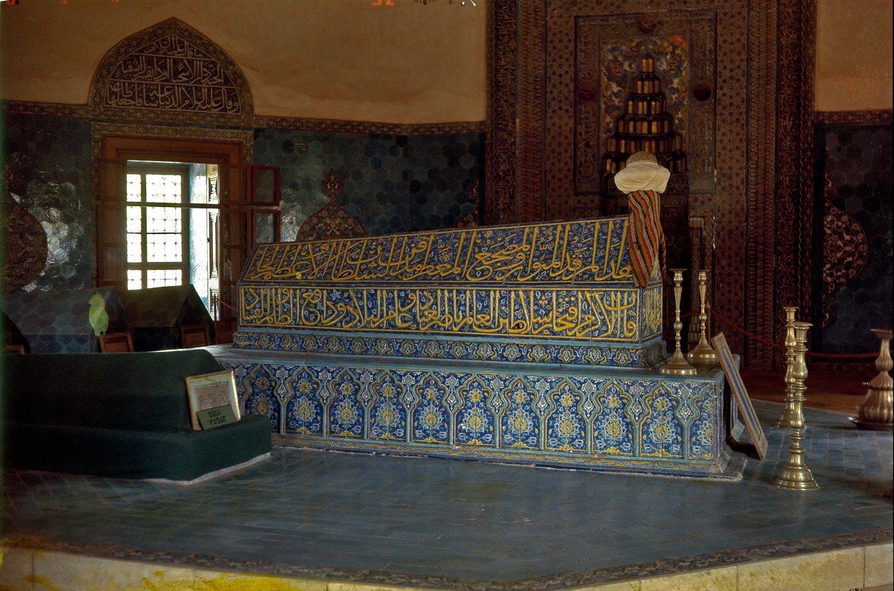 Graven av sultanen Mehmet Celebi I i den gröna mausoleen av Ottoman School