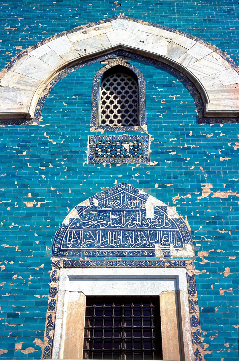 Vy över portalen till den gröna mausoleen av Ottoman School
