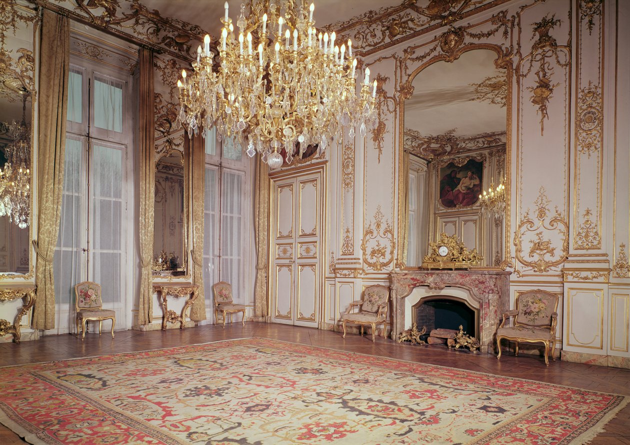 Vy över Grand Salon på bottenvåningen, ca 1722-33 av P. and Leroux, J. B. Lassurance