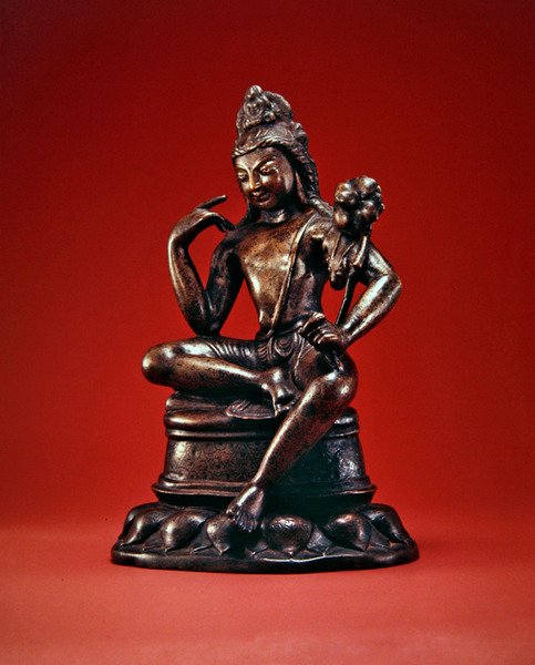 Padmapani Lokeshvara sittande i meditation, första hälften av 700-talet (brons inlagd med silver och koppar) (se även 394853) av Pakistani School