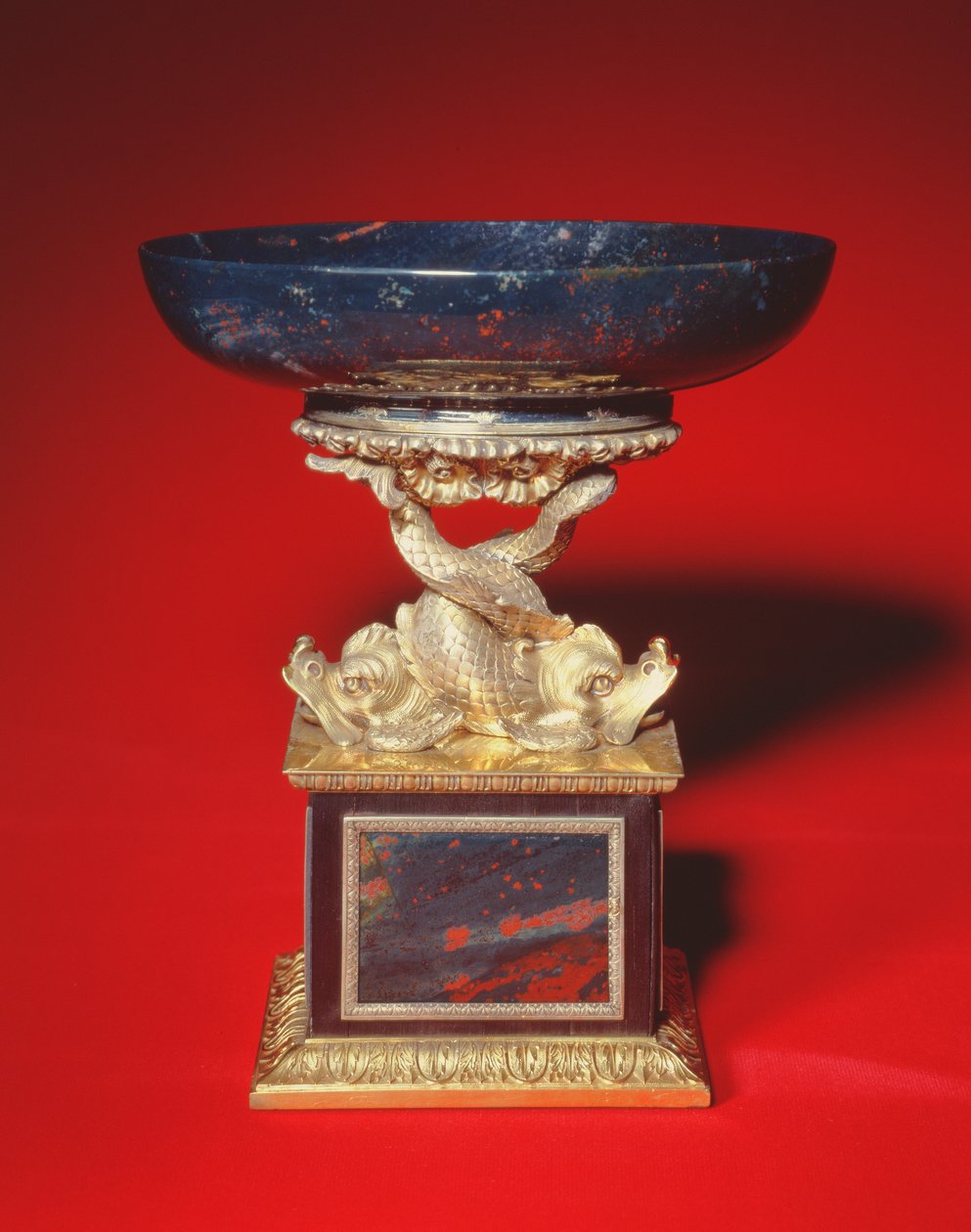 Blodstensskål och inramning, 1824 (förgylld silver och blodsten) av Paul Storr