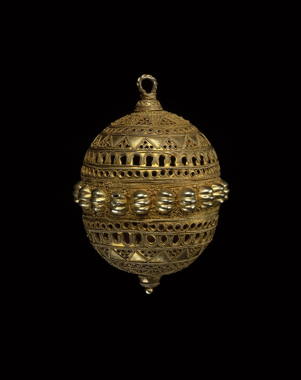 Prydnad, c. 1875 (guld) av People Fulani