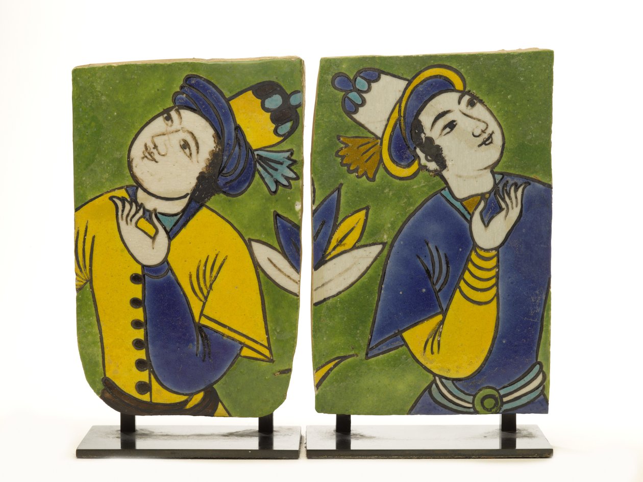 Fragmentära plattor med figurdekor av Persian School