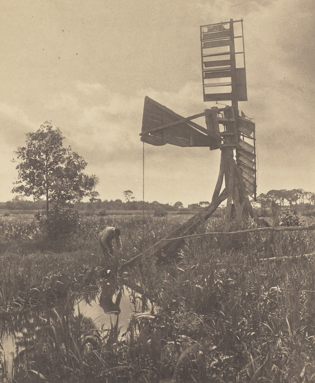 En förfallen vattenkvarn av Peter Henry Emerson