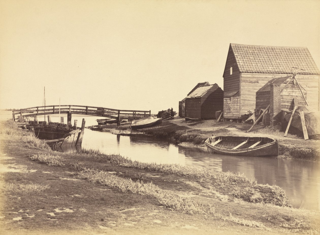 Tidvattenbäck och gamla lagerbyggnader söder om Southwold, Suffolk av Peter Henry Emerson