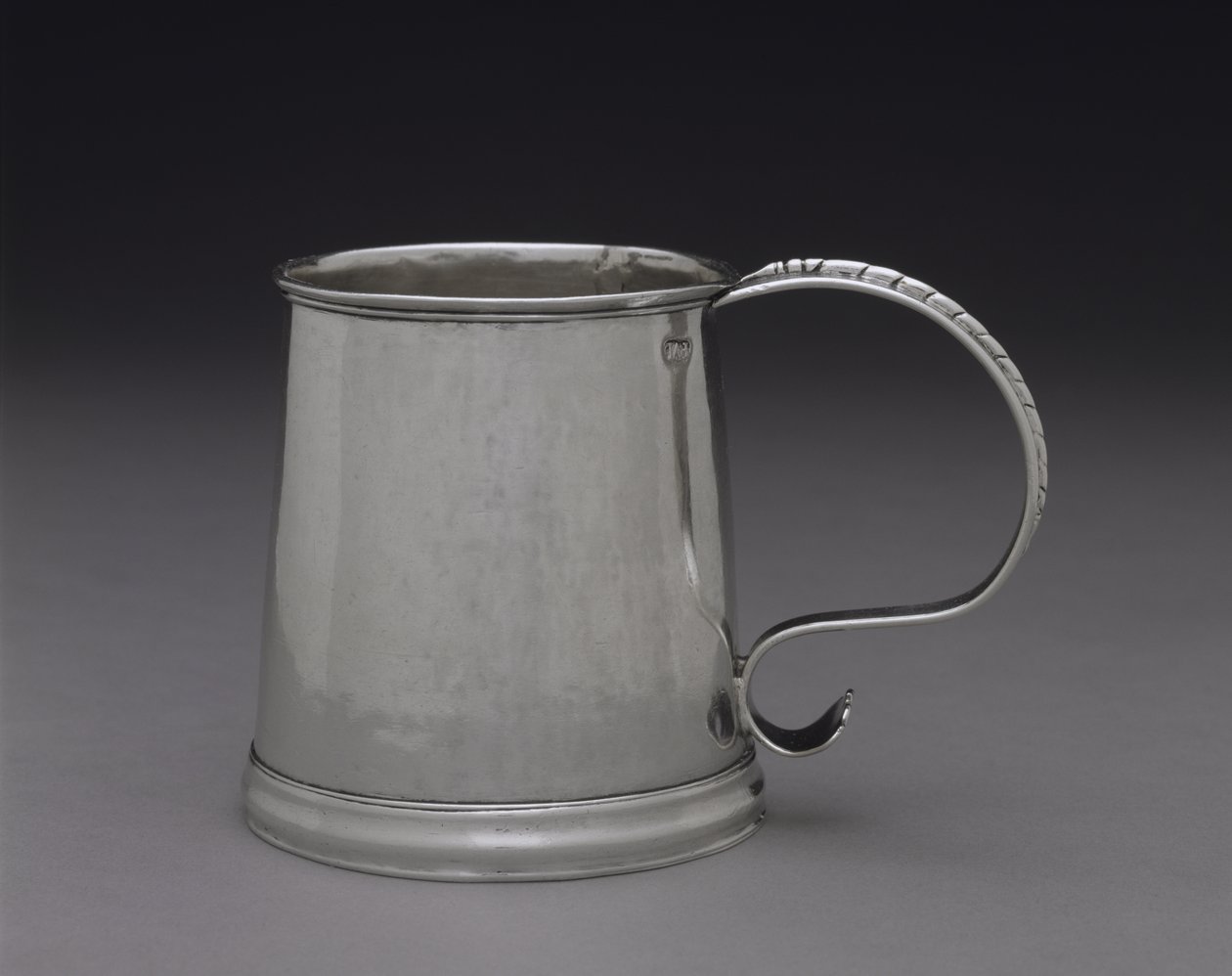 Cann, c. 1705-1751 (silver) av Peter Van Dyck