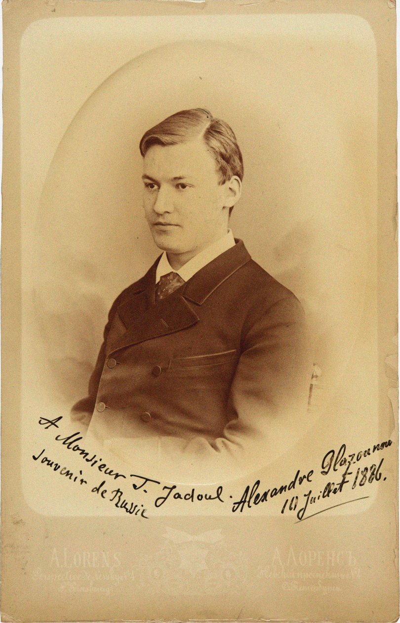Porträtt av kompositören Alexander Glazunov 1865-1936, 1886. av Petersburg . Photo studio Alfred Lorens
