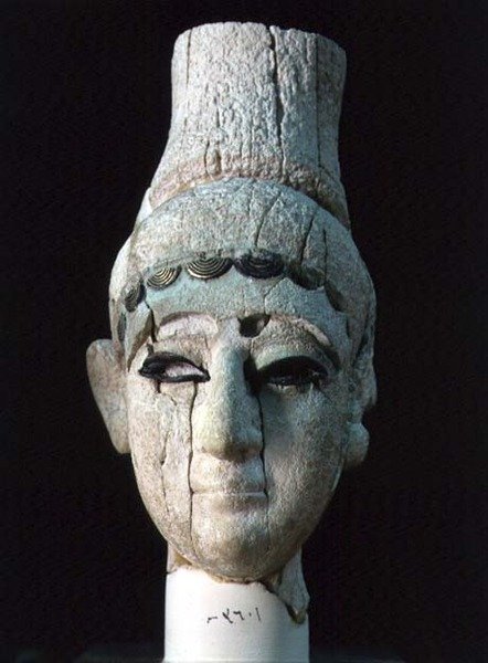 Chef för en prins eller prinsessa av Ugarit (se även 110899 & 200008) av Phoenician