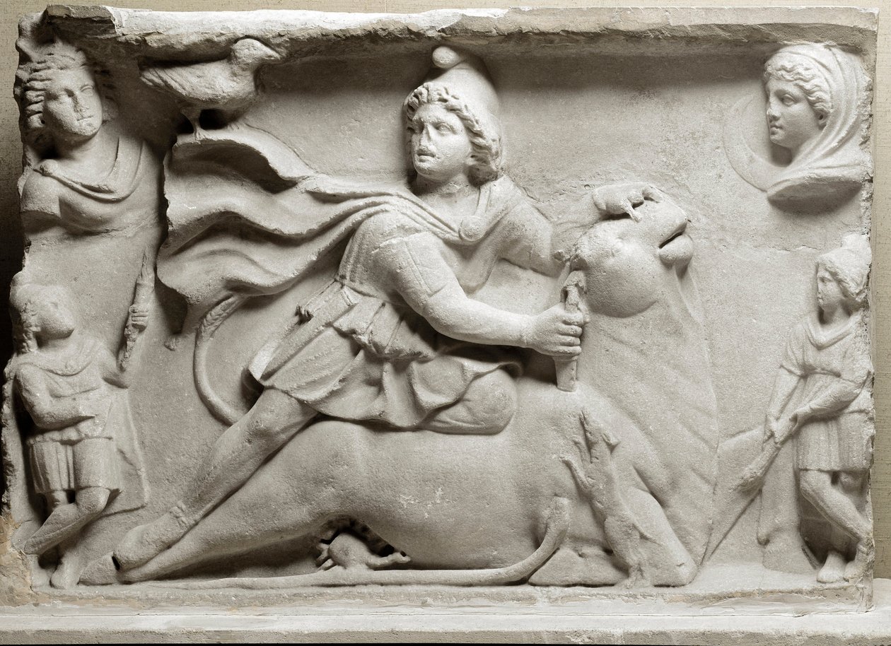 Feniciernas civilisation: offerscen som skildrar den gudomliga Mithra (Mythra eller Mithra) fördriver tjuren. 2:a eller 3:e århundradet e.Kr. Reliefstrumpor i marmor. Paris, Louvren av Phoenician Phoenician