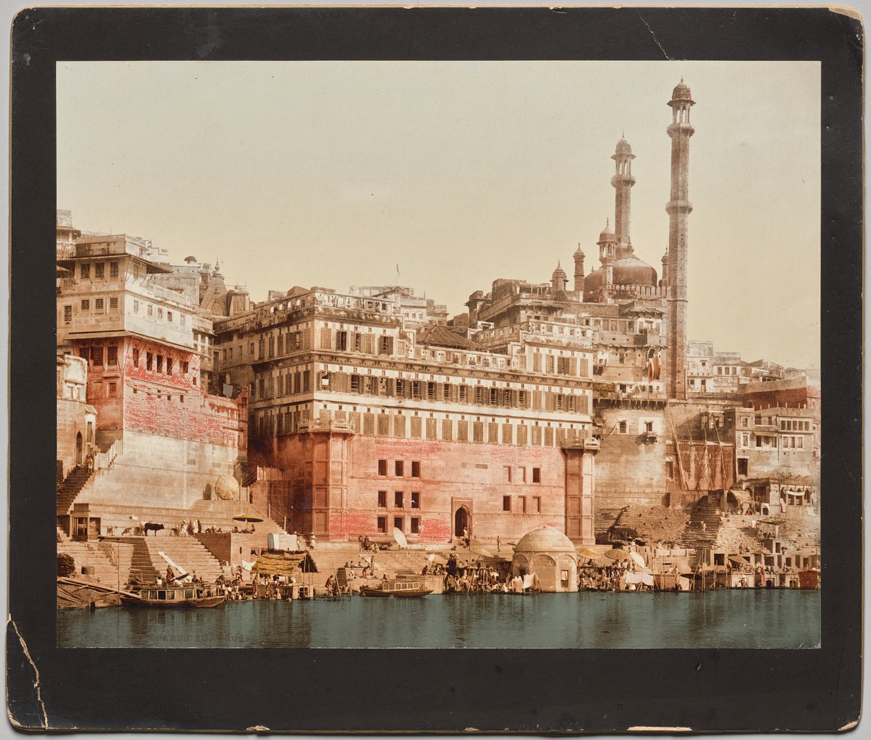 Indien. Benares. Aurangzebs moské, efter ett foto av Dr. Kurt Boeck av Photoglob Co. (Zurich, active c. 1890 1910)