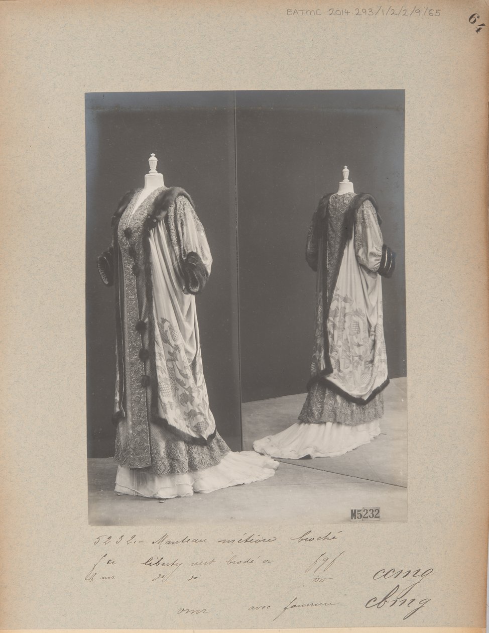 Albumsida: House of Worth, Evening Coat av Photographer French