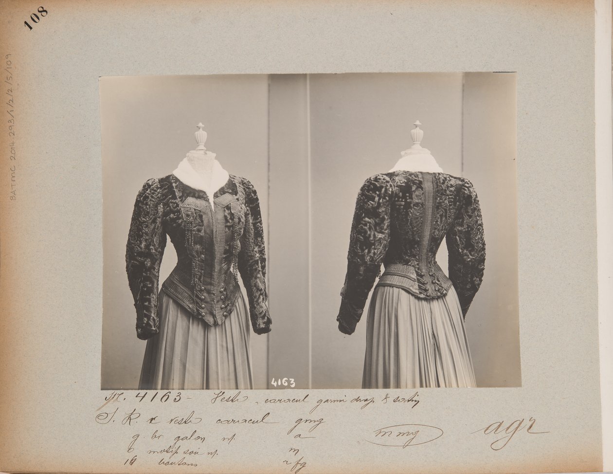 Albumsida: House of Worth, Jacket av Photographer French